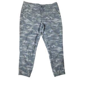 Athleta Farallon Jogger - Camo - Size 16
